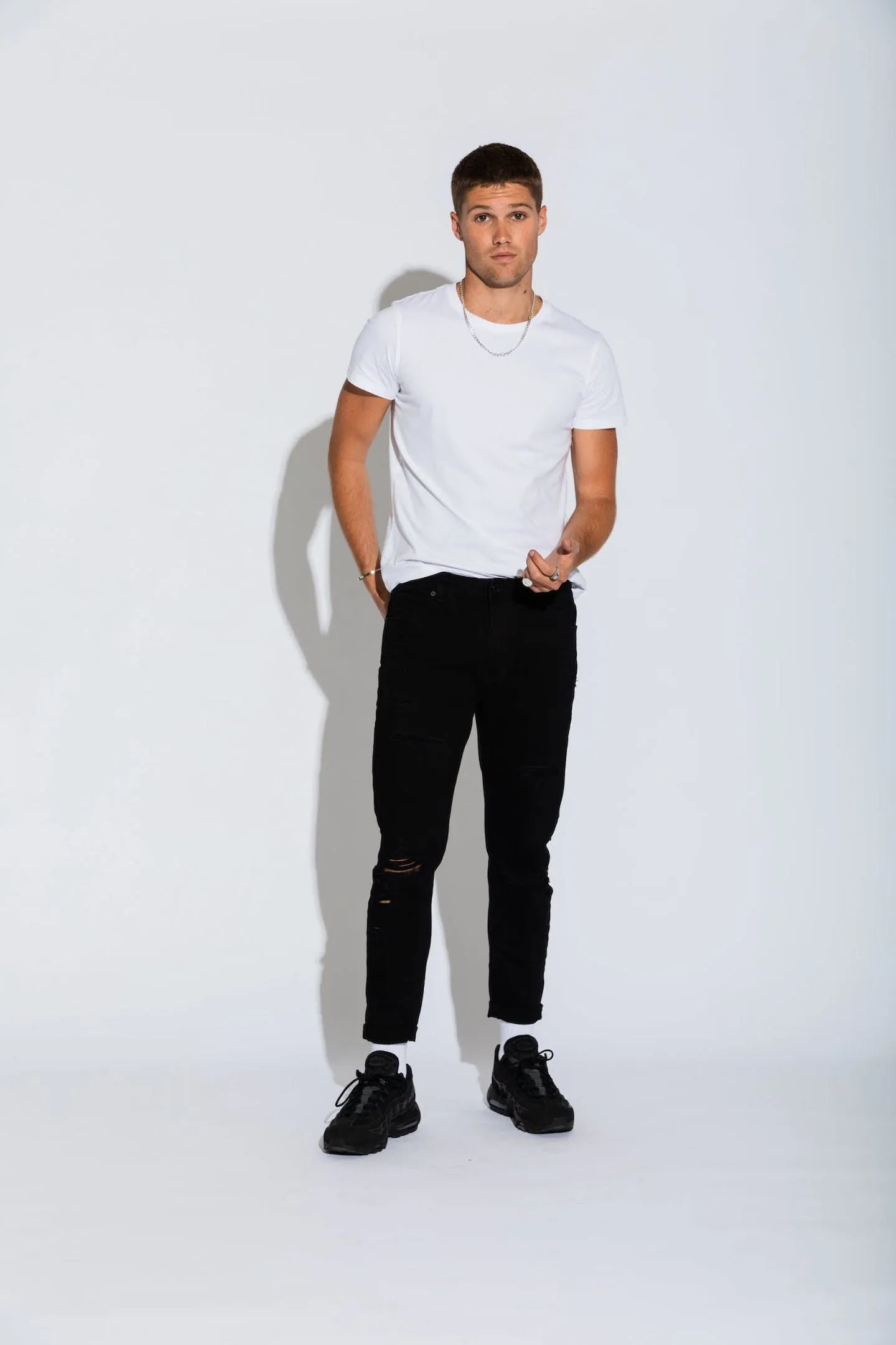 Abrand Mens Dropped Slim Rogue Jean Black