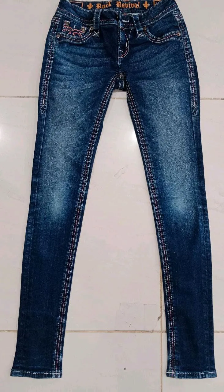 CR0315 Rock Revival Skinny - 30 pieces.