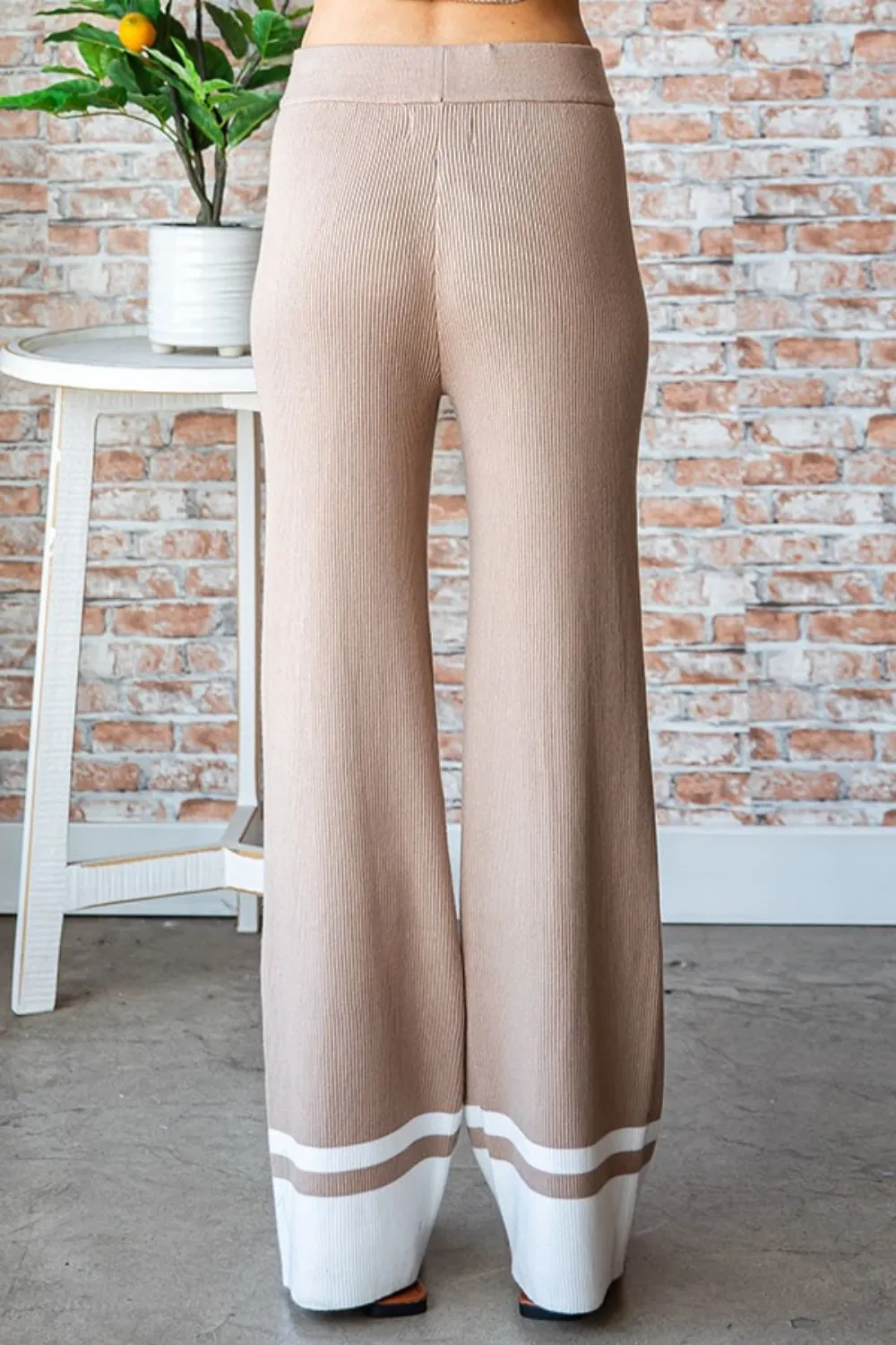 Hot Girl First Love Contrast Ribbed Knit Pants In Mocha