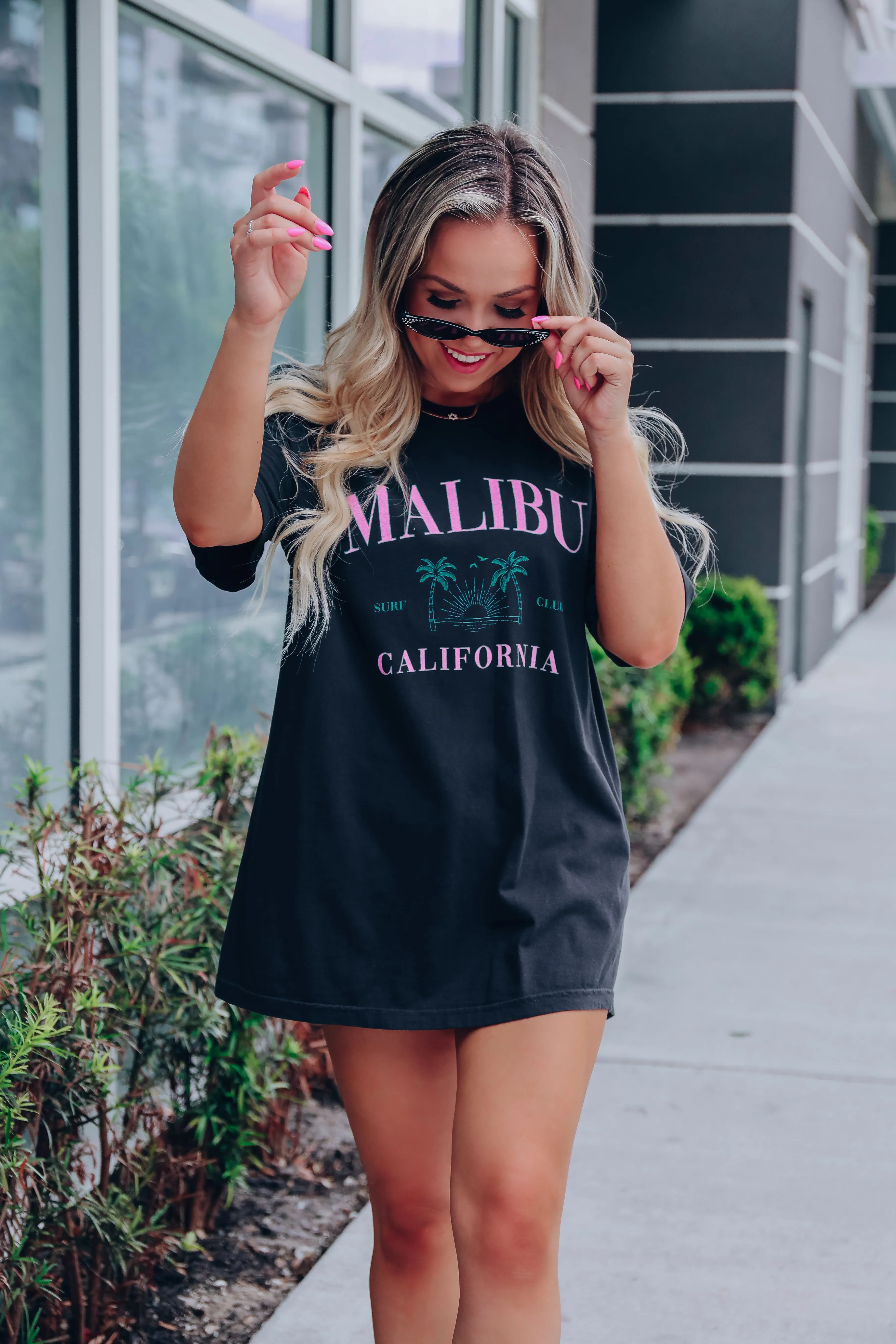 Malibu Surf Club Graphic Tee - Black