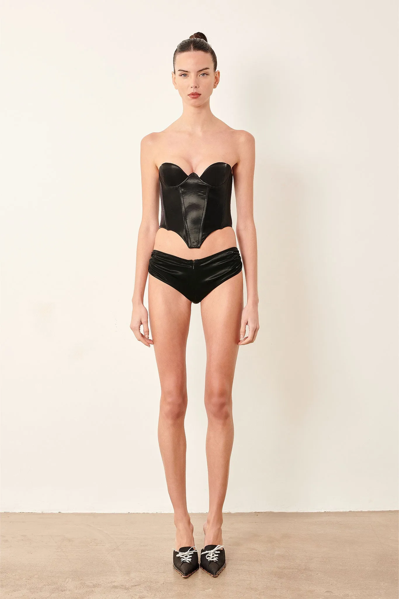 Xavi Hotpants Black